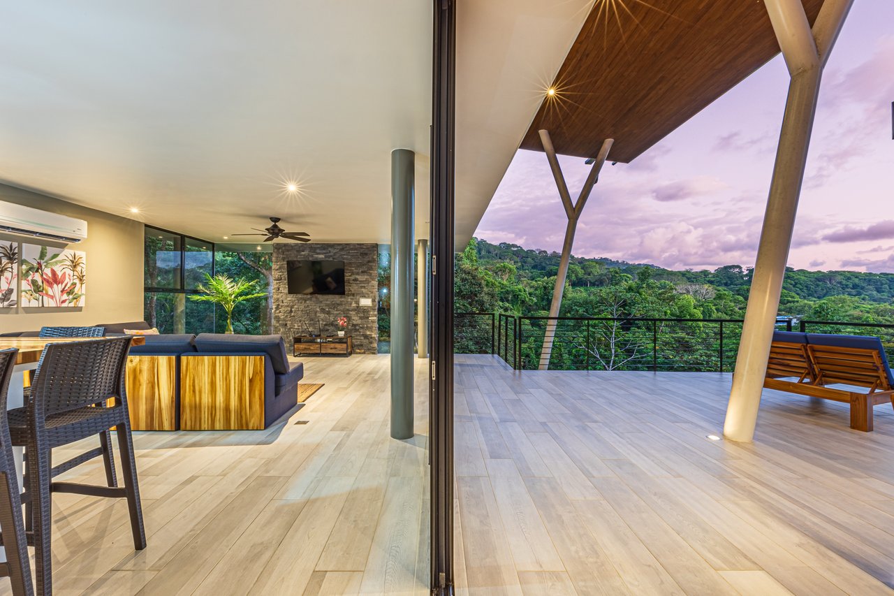 4 Bedroom Jungle Paradise with Ocean Views