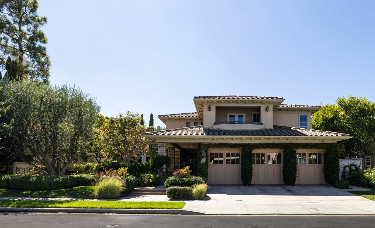 23 Gleneagles Drive