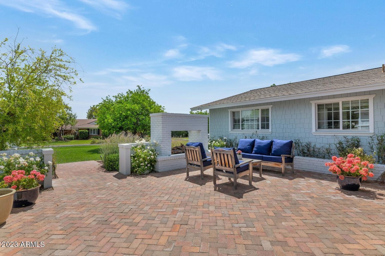 Just Sold: 4474 E Calle Del Norte