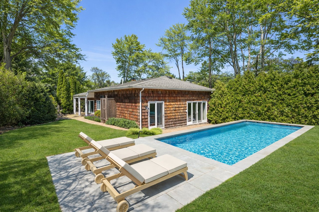 MODERN RANCH MOMENTS FROM VILLAGE CENTER