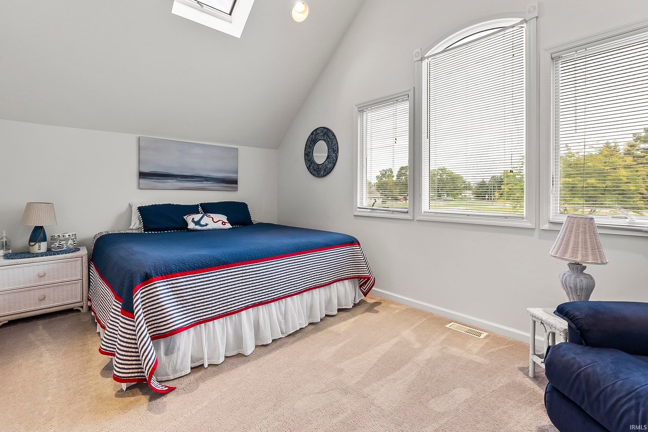 11247 N East Wawasee Drive