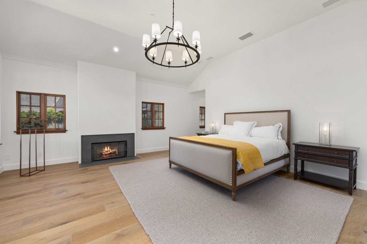 Regency Hills Estate
