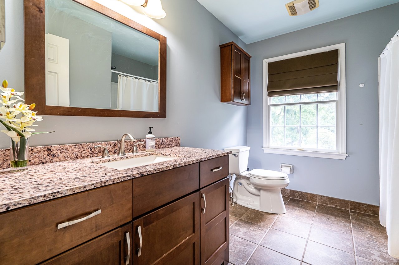 2321 Cross Creek Road