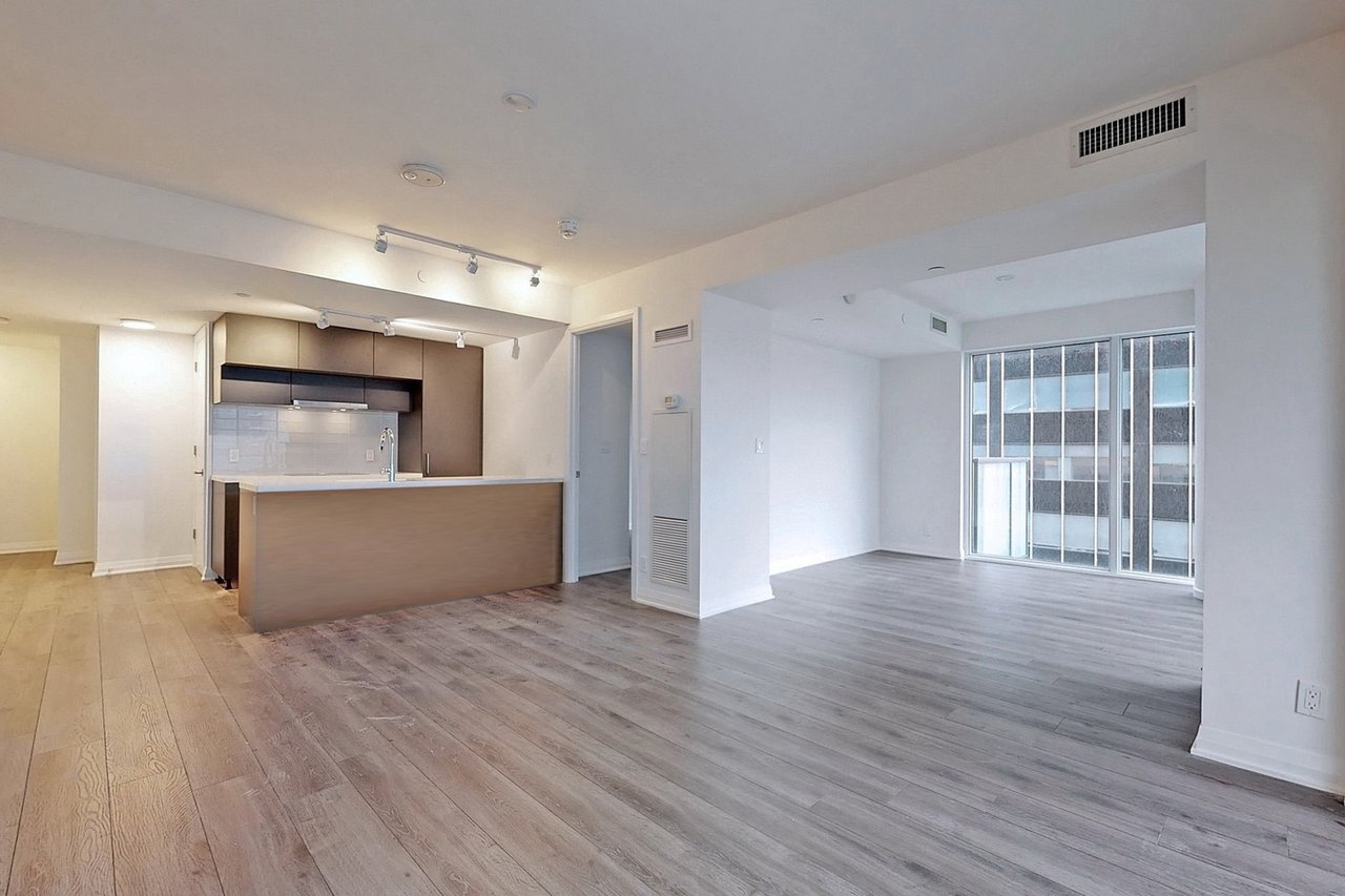 The Foxbar Suite 804