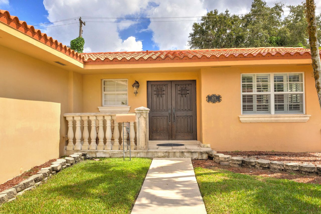 825 El Rado St SOLD: Why Consistent Effort Still Wins in Today’s Market