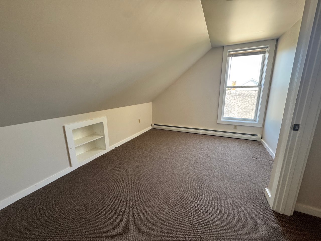 15 Pleasant St #6 Rockland