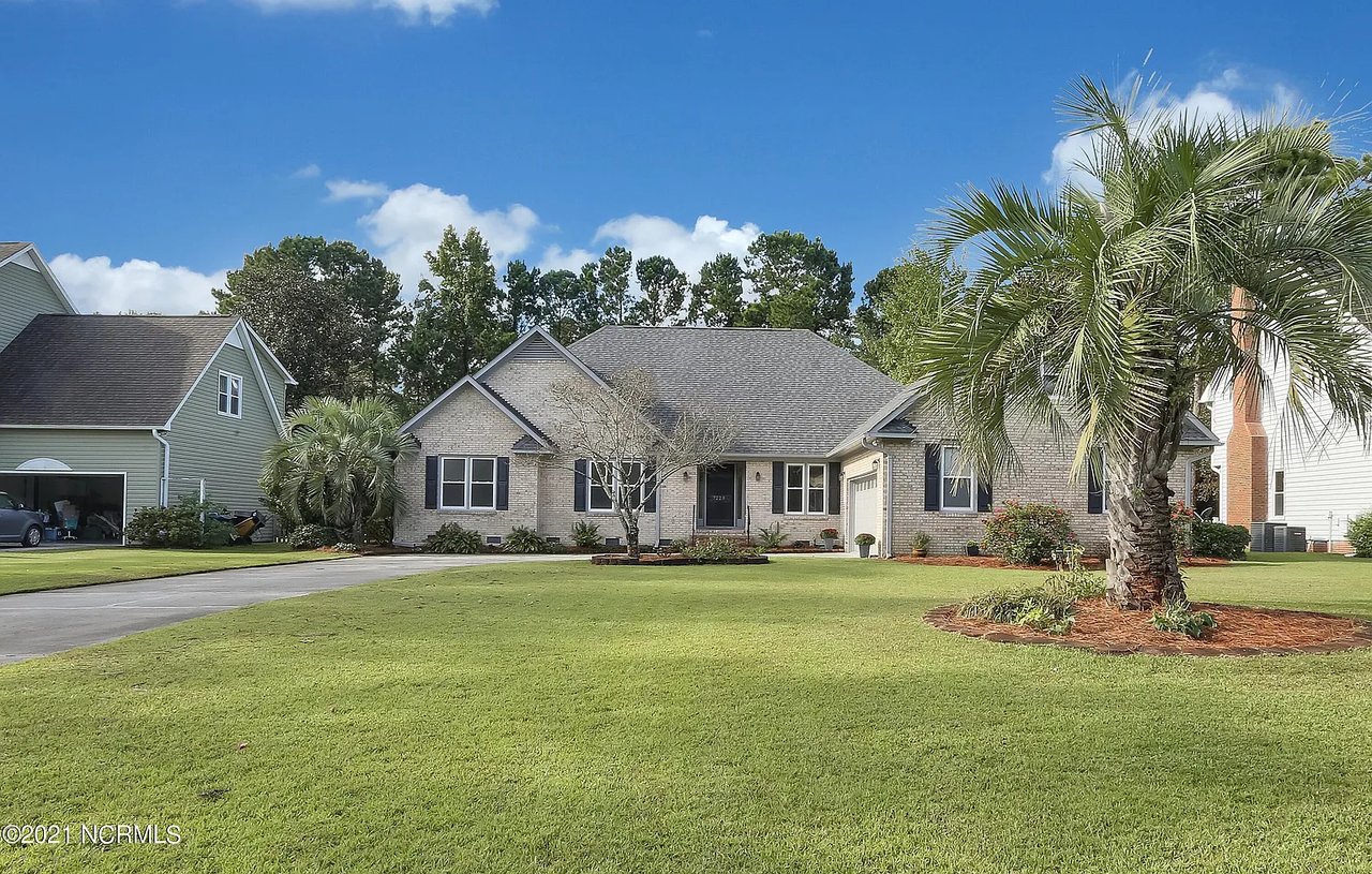 7228 Orchard Trce