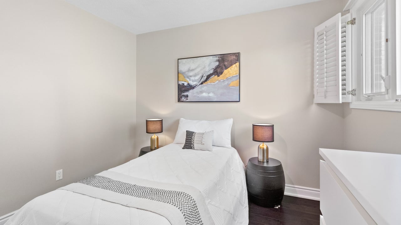 149 Roseborough Crescent