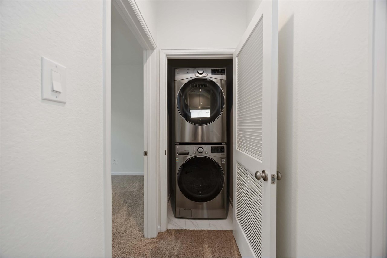 4012 Centre Valley Ln Houston, TX 77043