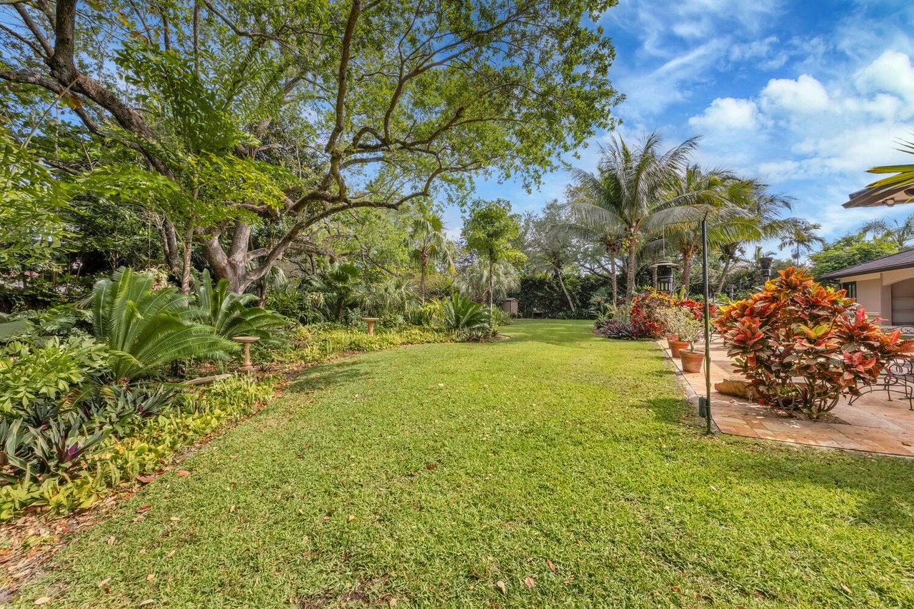 Elegant Custom Home on Builder’s Acre Near Baptist Hospital