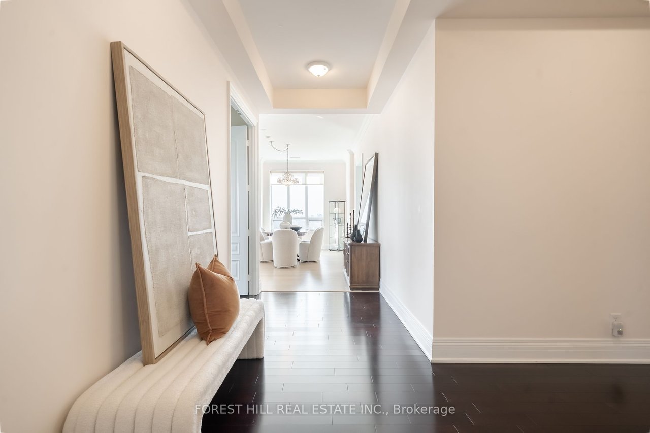 LIVING IN ARIA PENTHOUSES