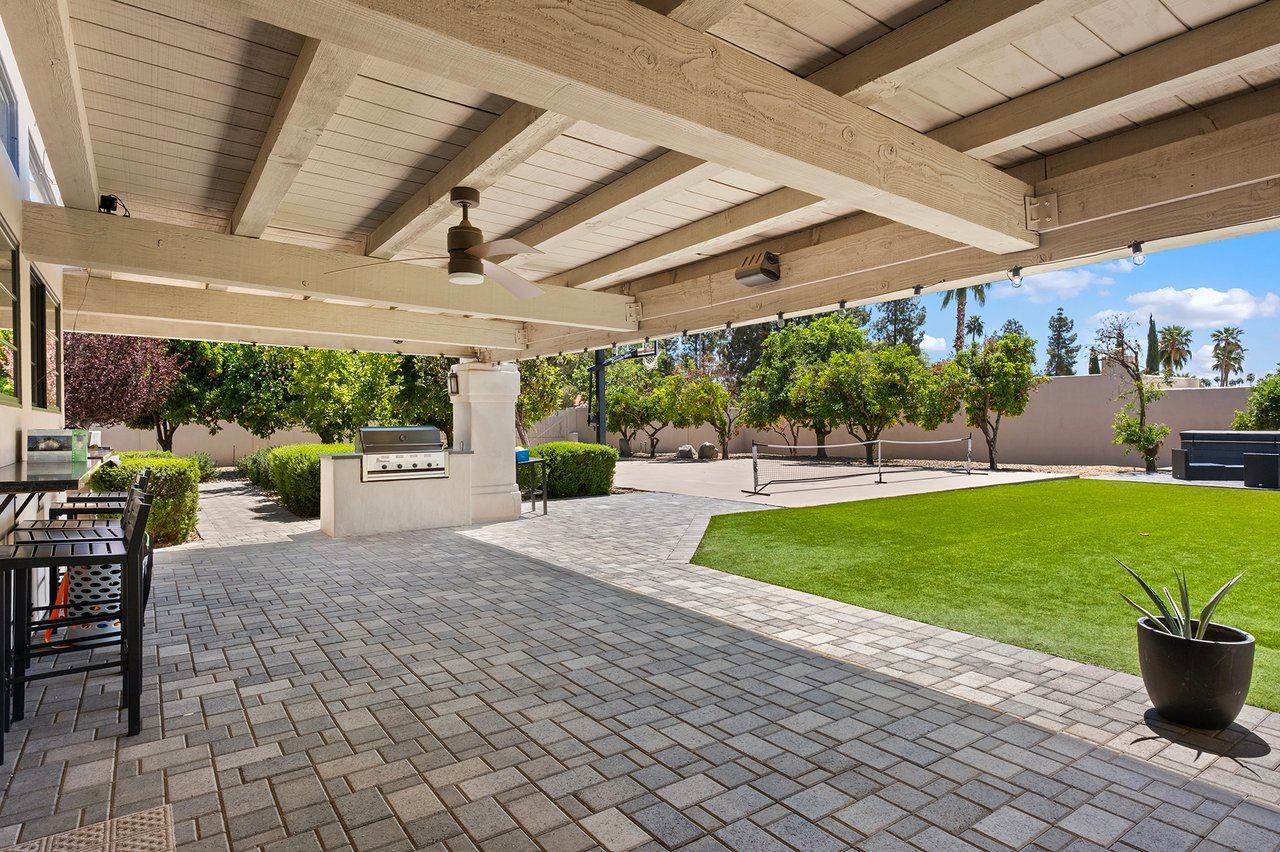 7281 E ROYAL PALM Road