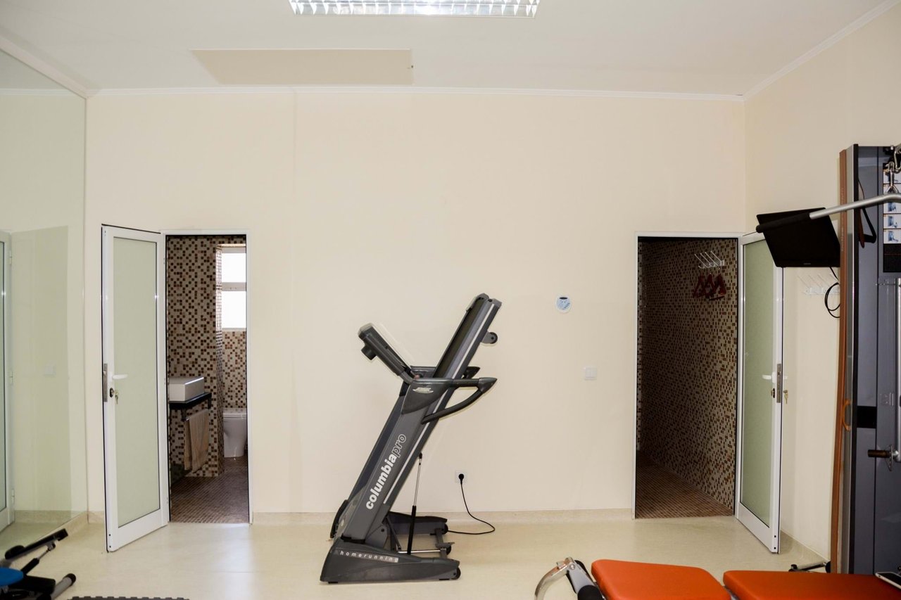 Luxury 4-Bedroom Villa with Indoor Pool – São Miguel, Azores