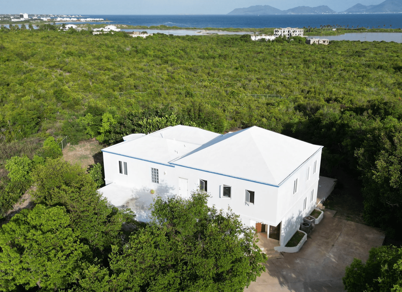 West End Duplex - near Four Seasons Resort