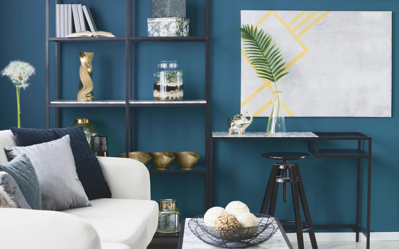 Annie Sloan Chalk Paint: Blue Ombré Effect