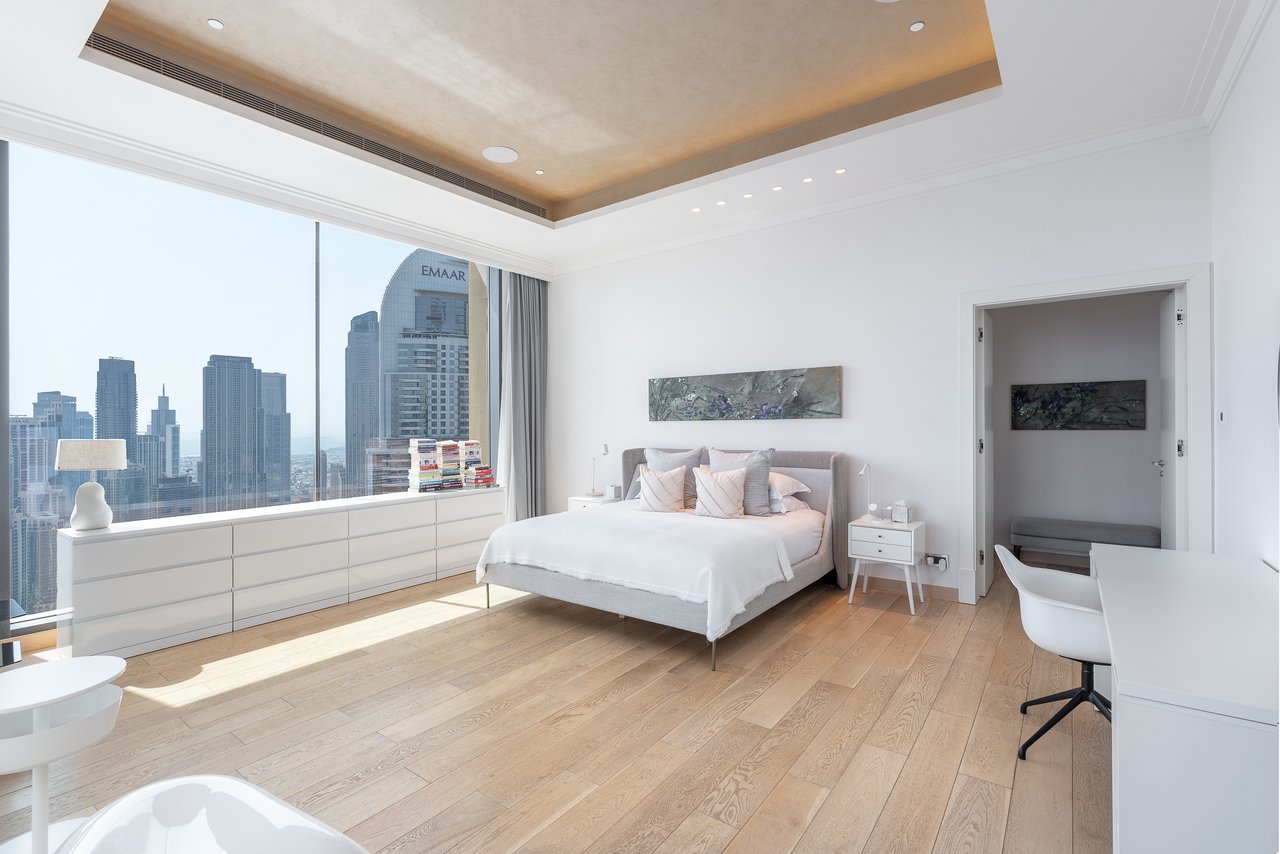 The 118 - Full Floor Apartment 