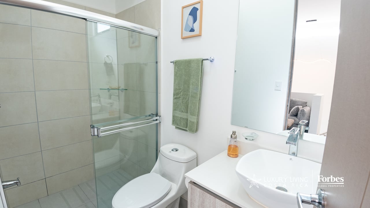 21565 - Corner house with 3 furnished bedrooms, a patio, in Cariari