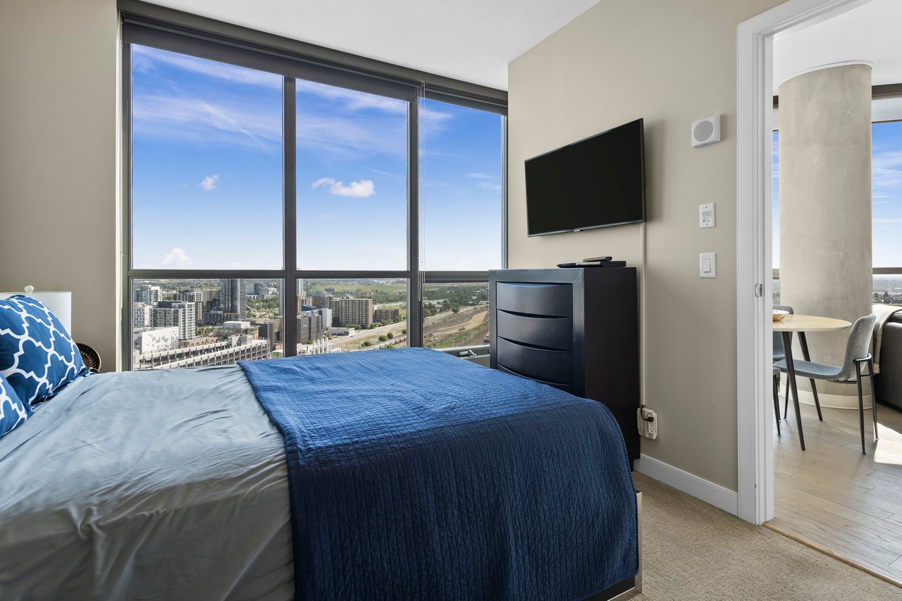 225 11 Avenue SE Unit: 2605