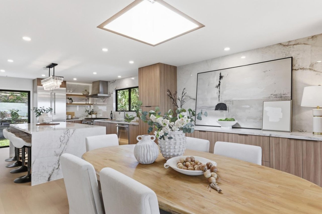 1041 Crestview Drive