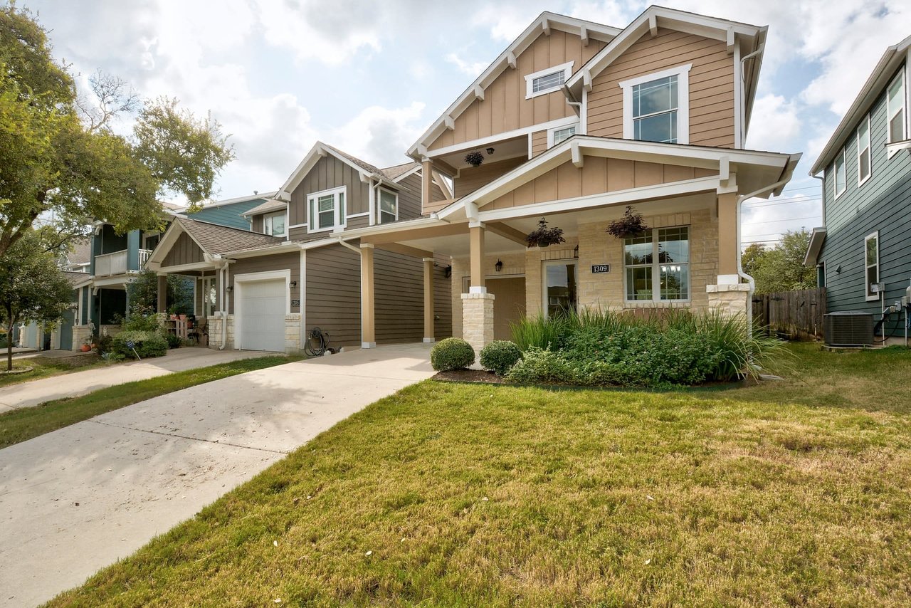 1309 Central Park Ct