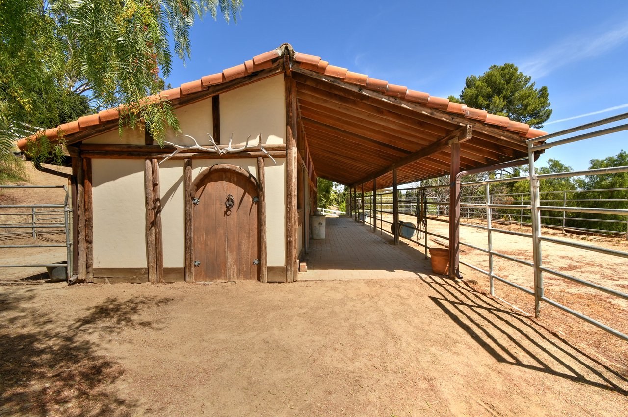 24926 Jim Bridger Road