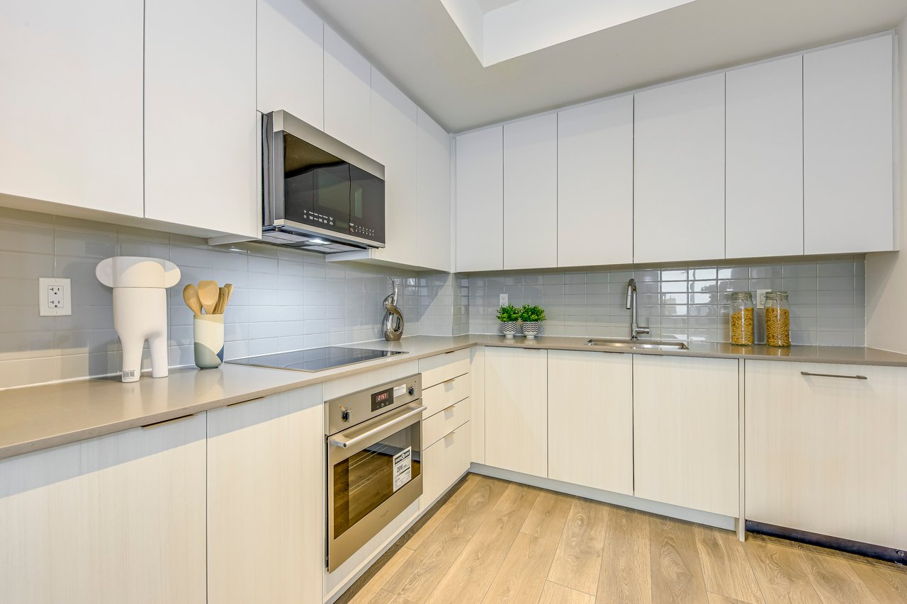 297 Oak Walk Drive #1108