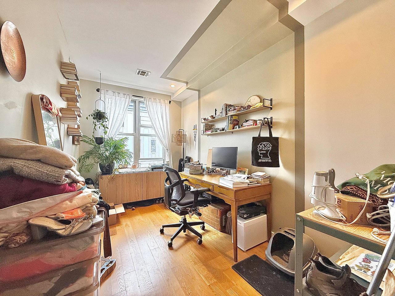 250 Melrose Street 2L