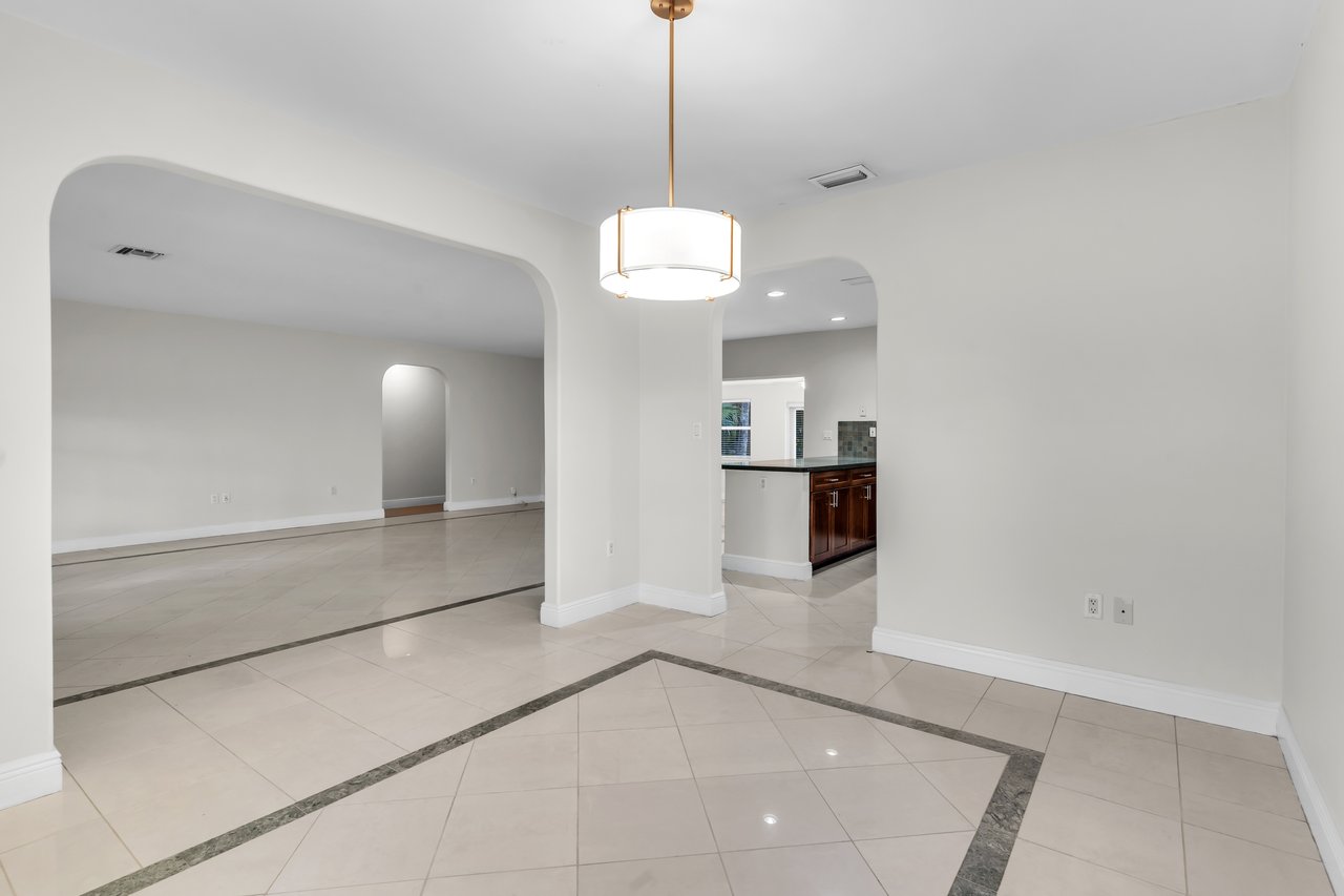 New Rental Opportunity in North Pinecrest