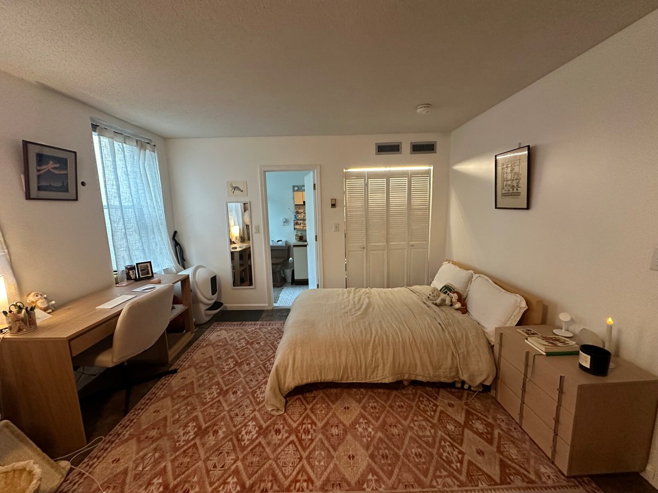 84 Gordon St., #302 (Allston) Studio / 1 Bath