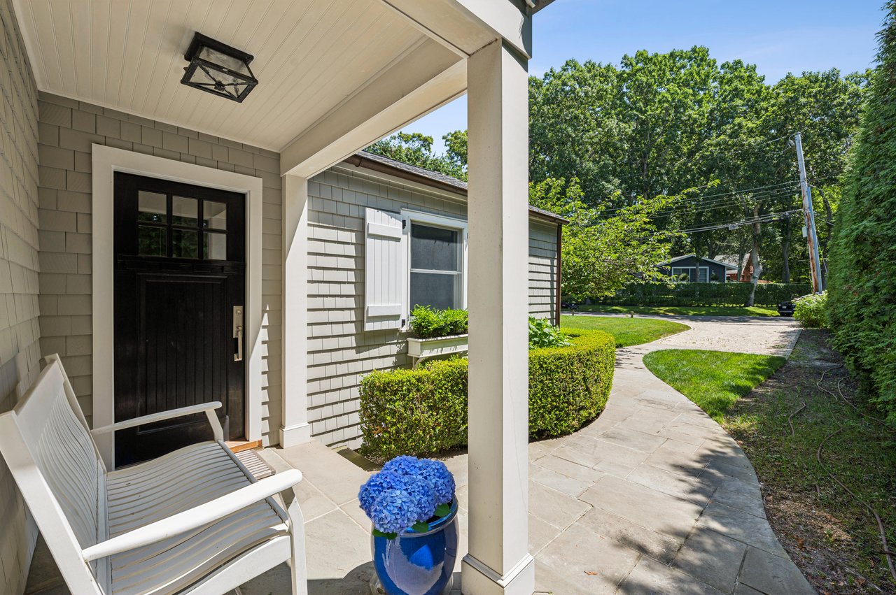 188 Redwood Road