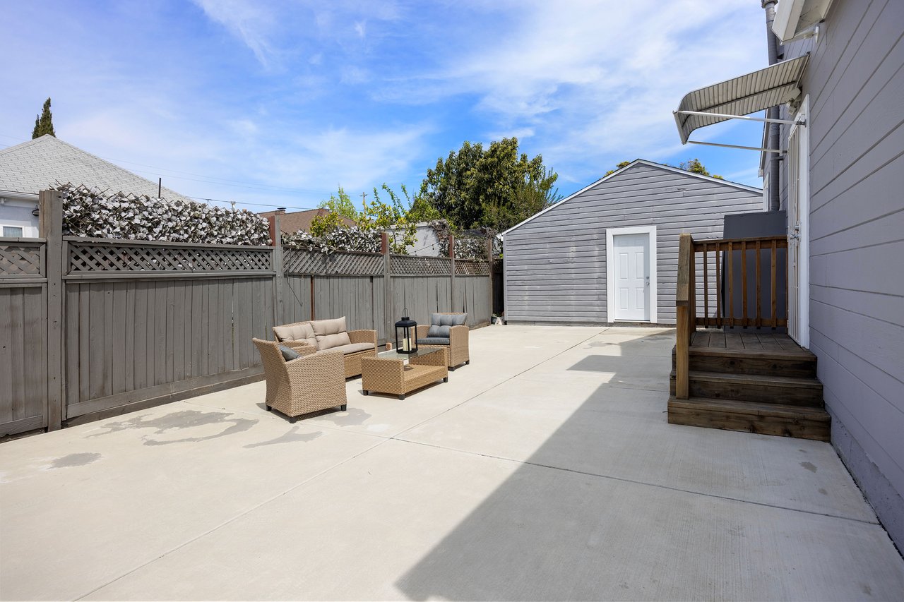 274 Bristol Boulevard