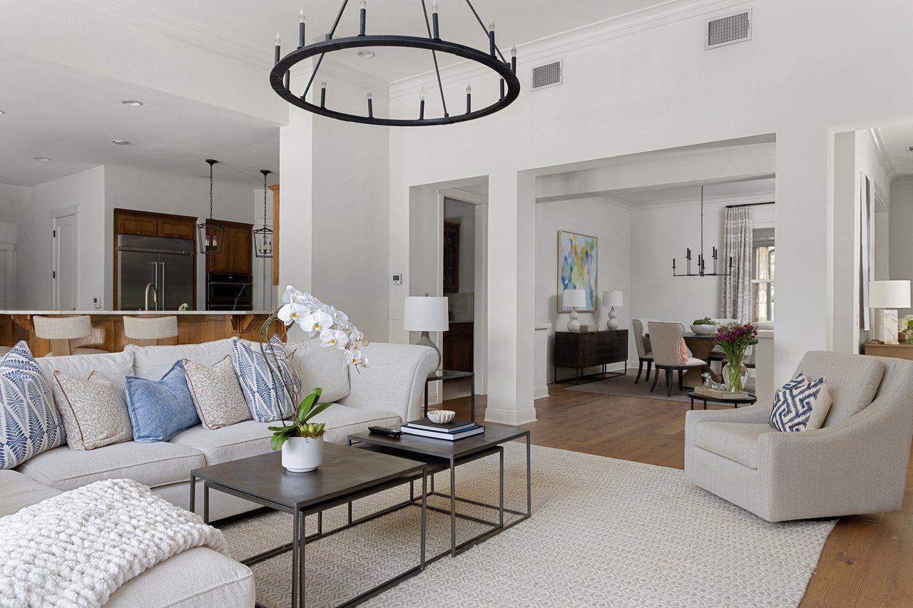 9123 Spinning Leaf Cove