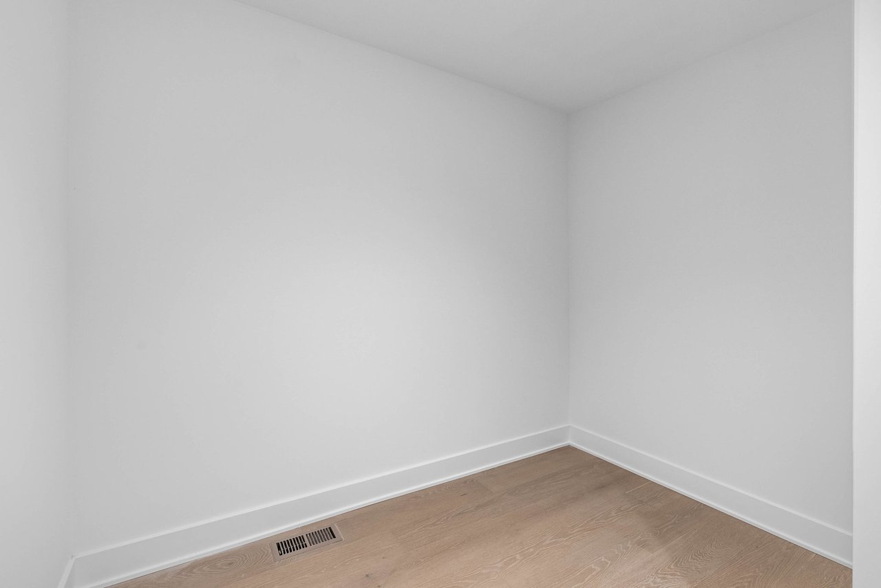 656 Fairmount Ave, Philadelphia, PA 19123