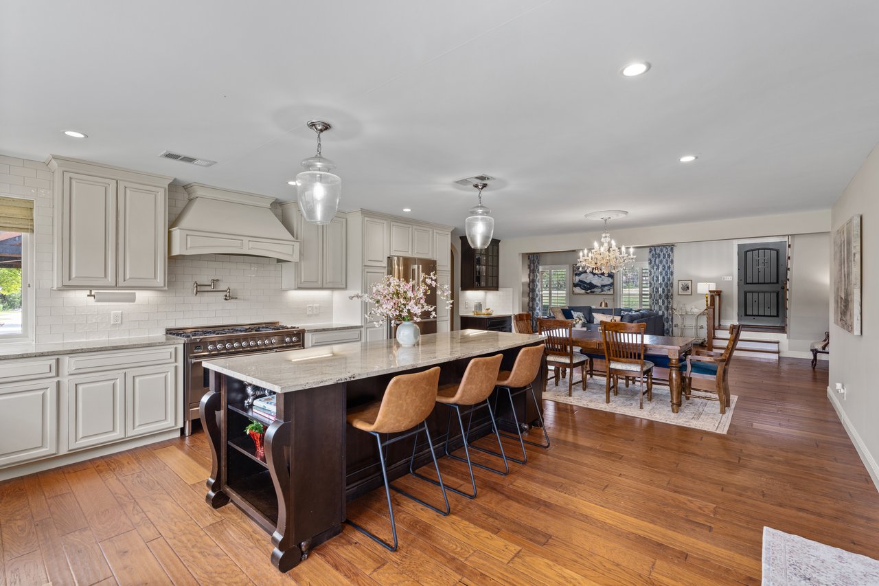 14909-B Fitzhugh Road