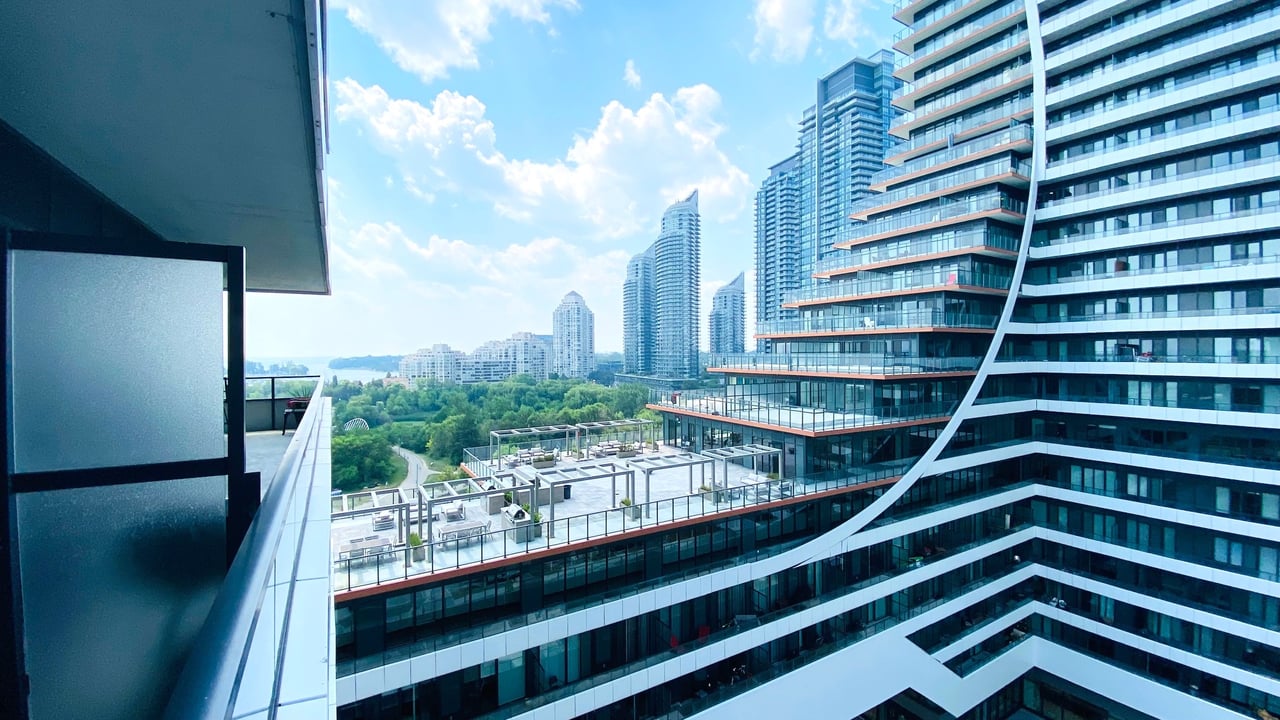 20 Shore Breeze Drive Unit: 903