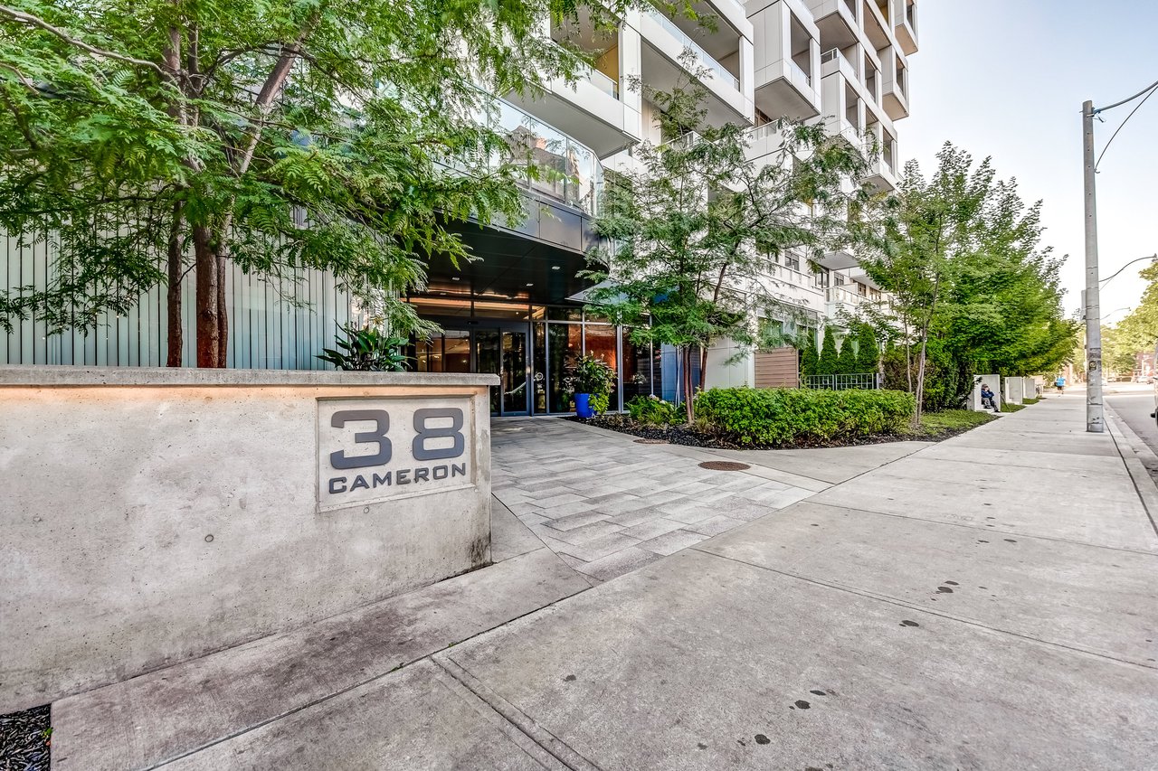 38 Cameron St 708