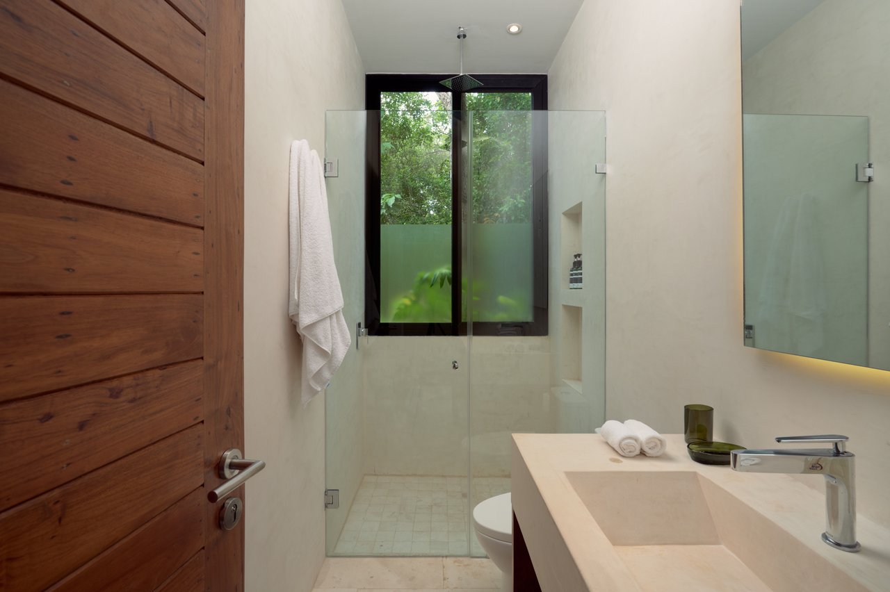 Casa Lucas | 3BR Jungle Villa w/ Rooftop Pool