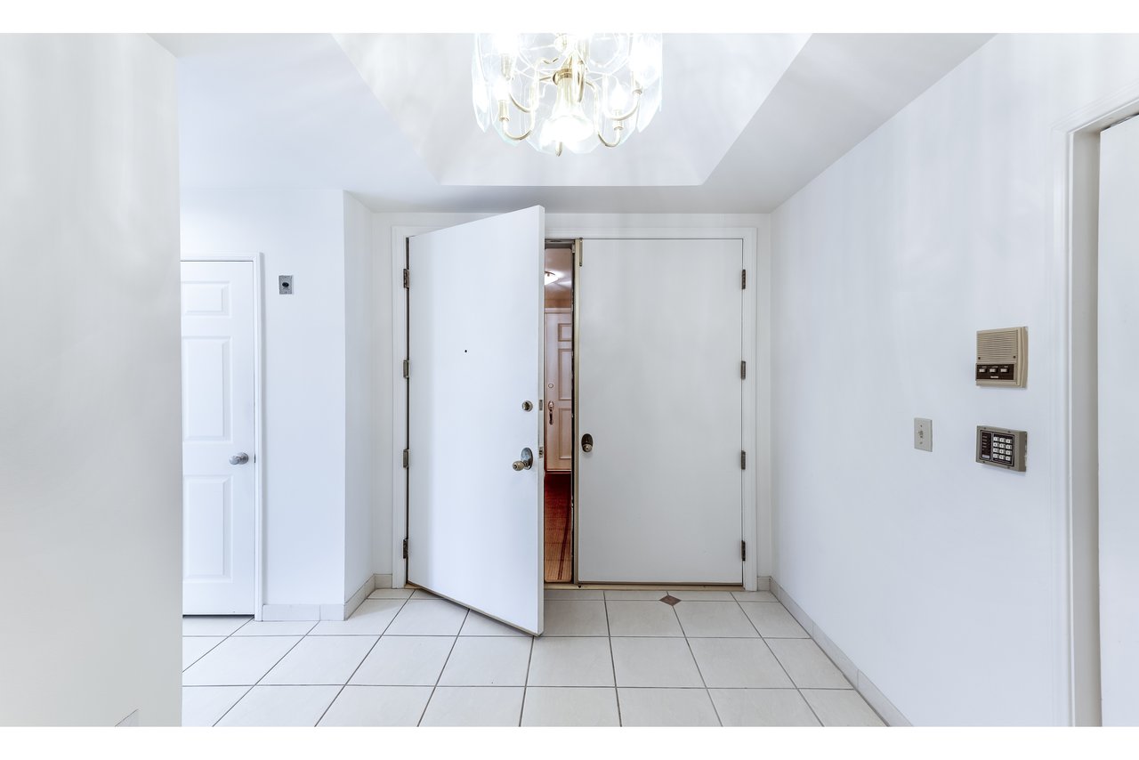 1930 S Beverly Glen Blvd #306