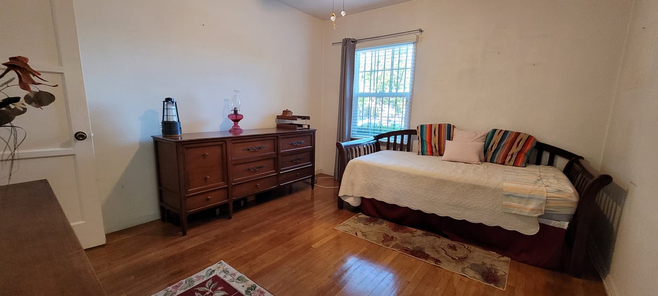 4 Units in Los Angeles