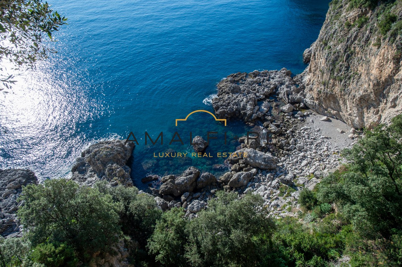 Seafront Villa With Pool in Conca Dei Marini
