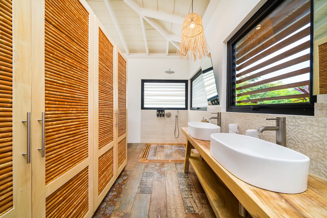 Casa Salinas – 3 beds ocean view home in playa grande
