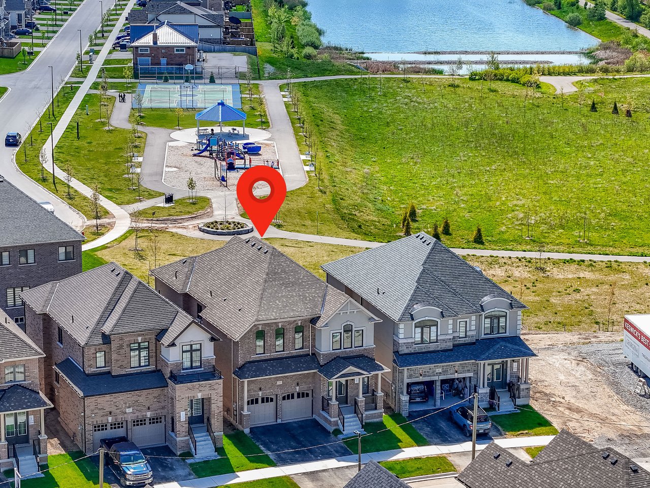 43 Donald Ingram Crescent