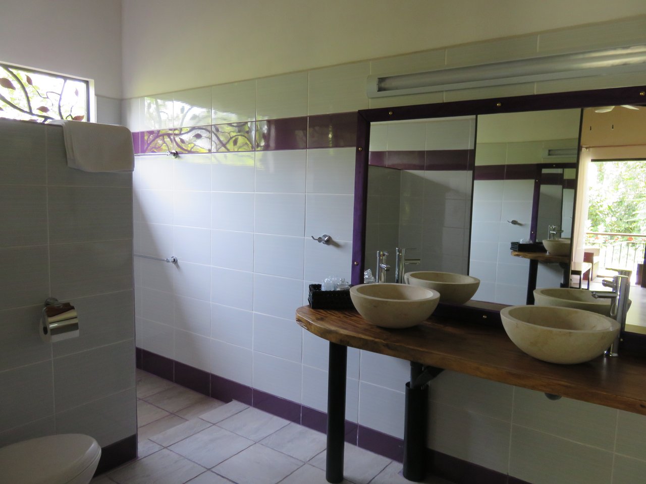 Ojochal Property for Sale – Cabins, Restaurant & 3-Bed Home