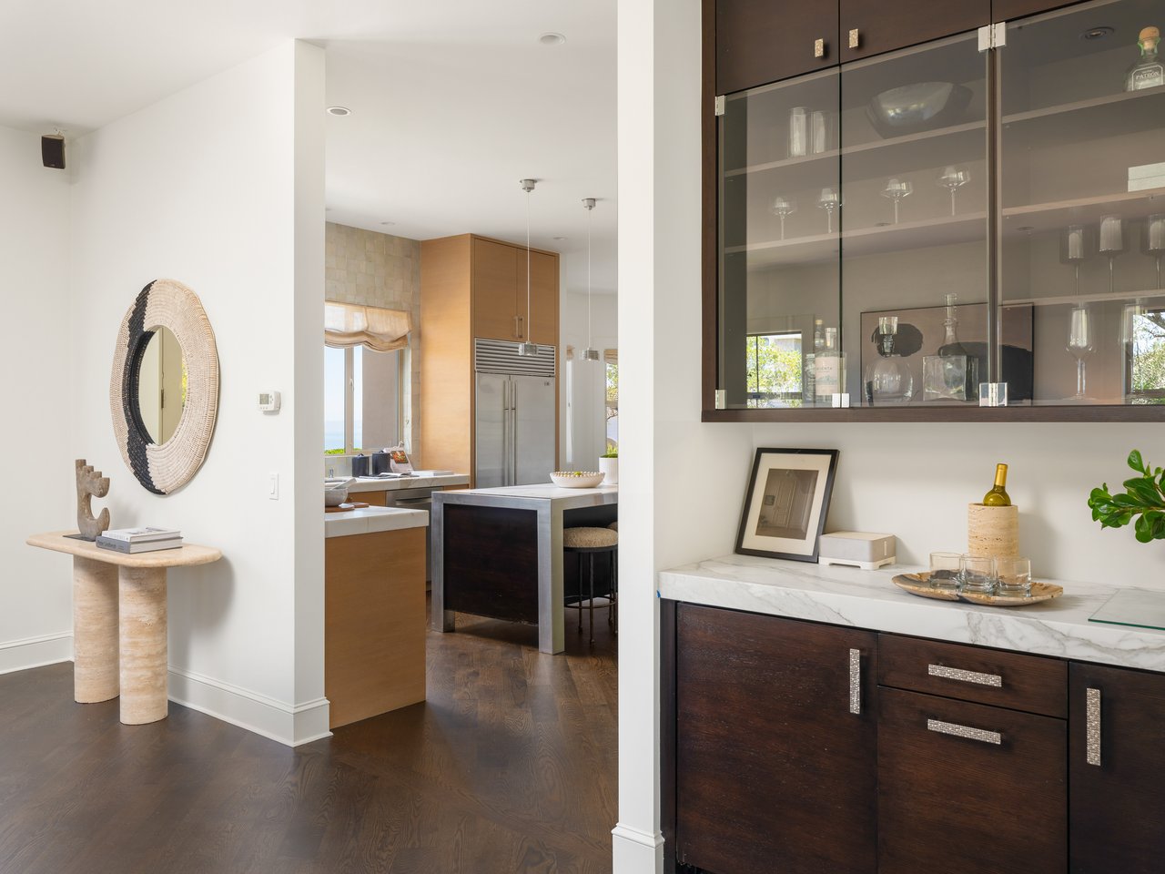 Architectural Modernism, Bay Views, and Exceptional Outdoor Living