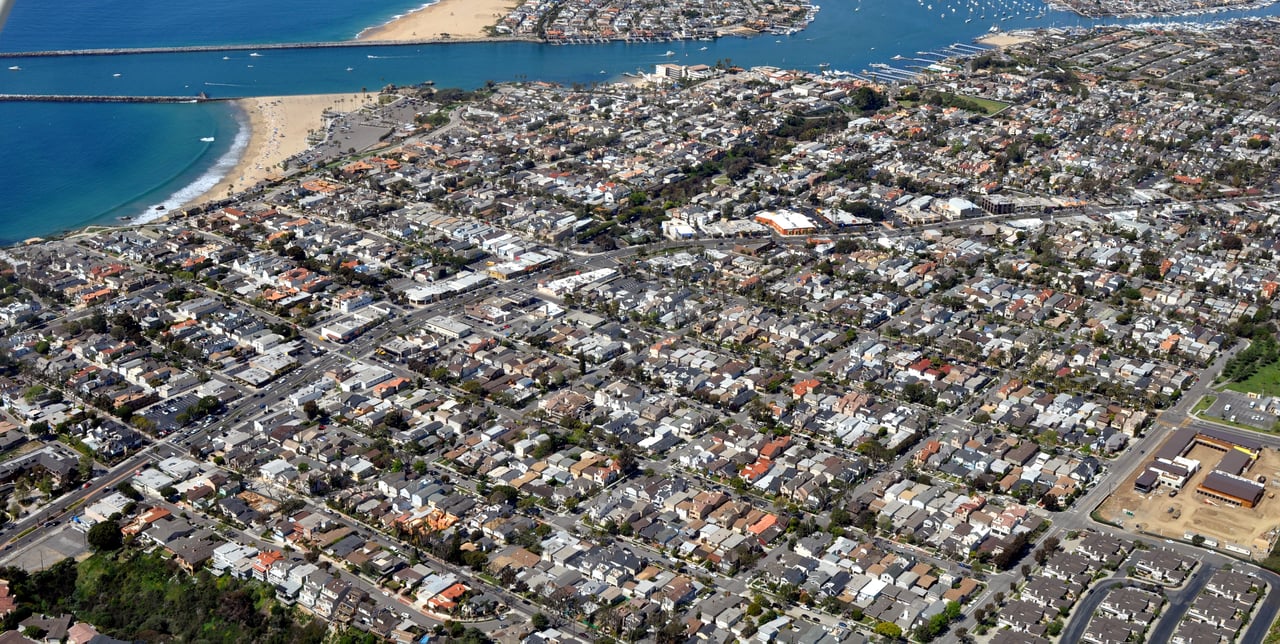Discover Corona del Mar Newport Beach homes for sale with Harrison White, a trusted realtor specializing in coastal luxury real estate.