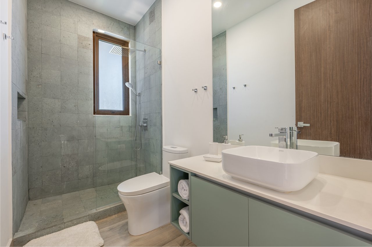 Malinches 27 A/B | Turnkey 6-Bedroom Duplex Investment in Hacienda Pinilla