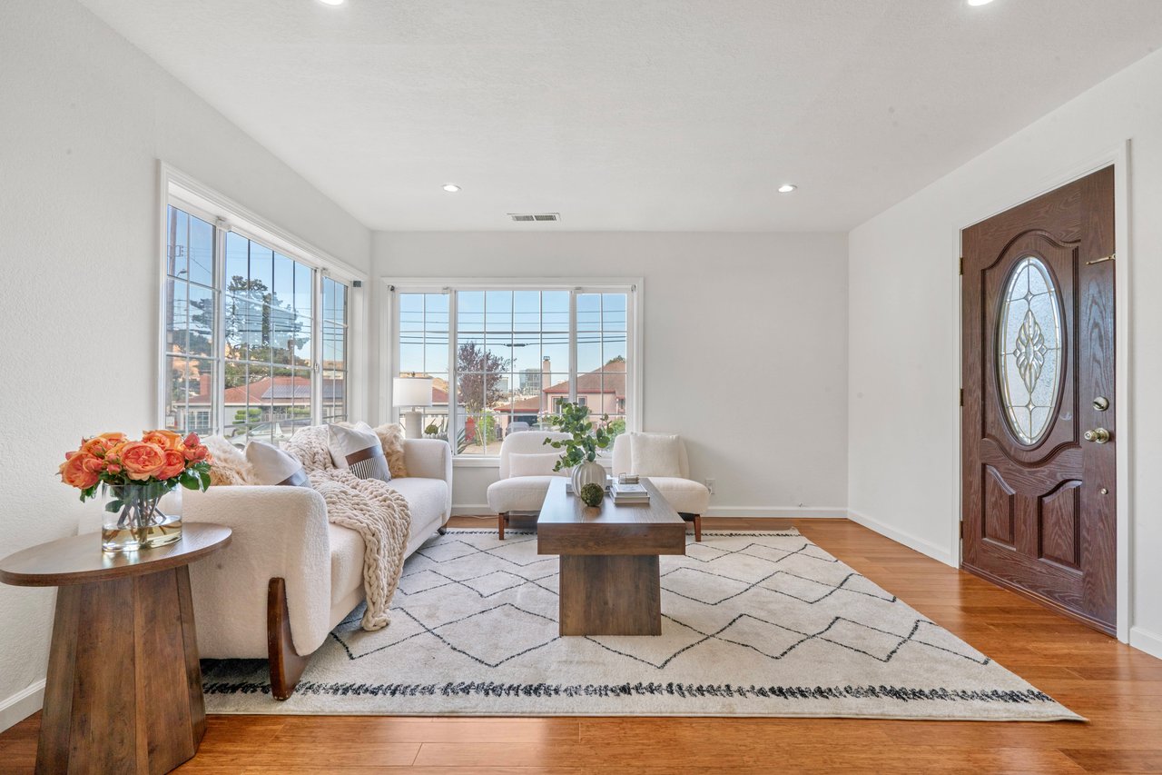 429 Hemlock Ave