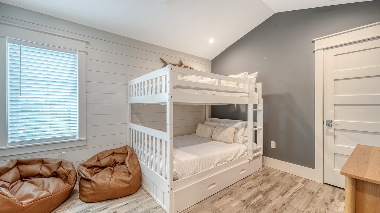 2175 Avenue A, Bradenton Beach, Florida