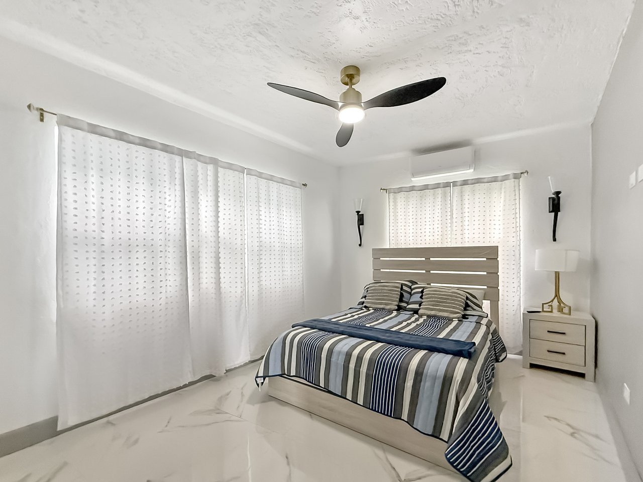 944 Cane Garden Bay 2 Bedroom Apartment