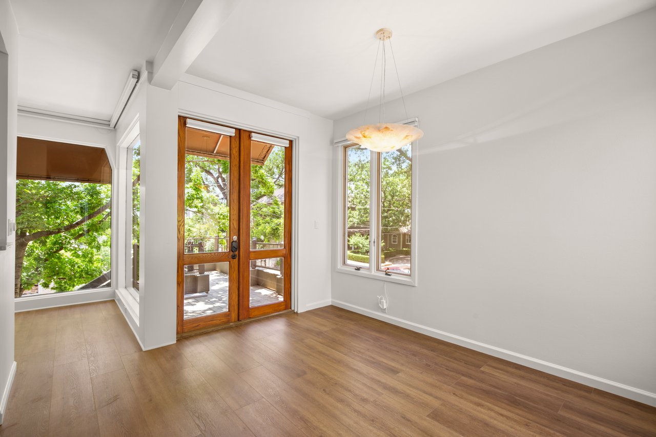 1111 W 12th